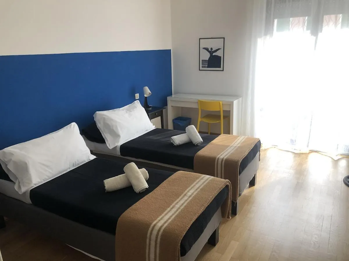 **  ויצ'נצה Guest House Ca' Lou Al Teatro איטליה