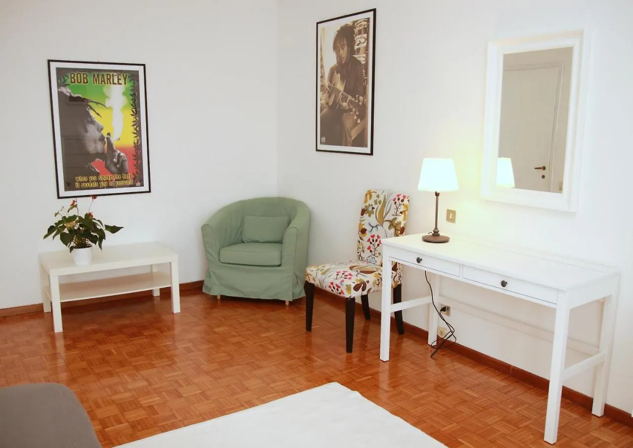 ויצ'נצה Guest House Ca' Lou Al Teatro 2*,